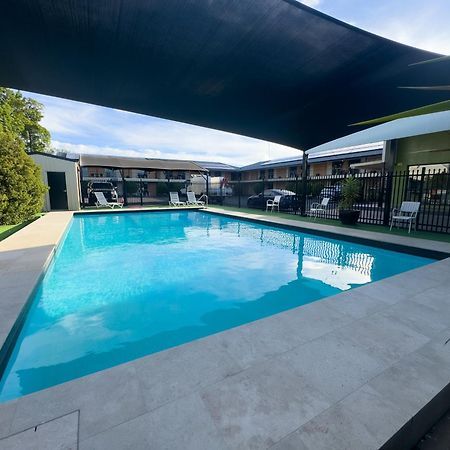 Golden West Motor Inn Dubbo Exterior foto