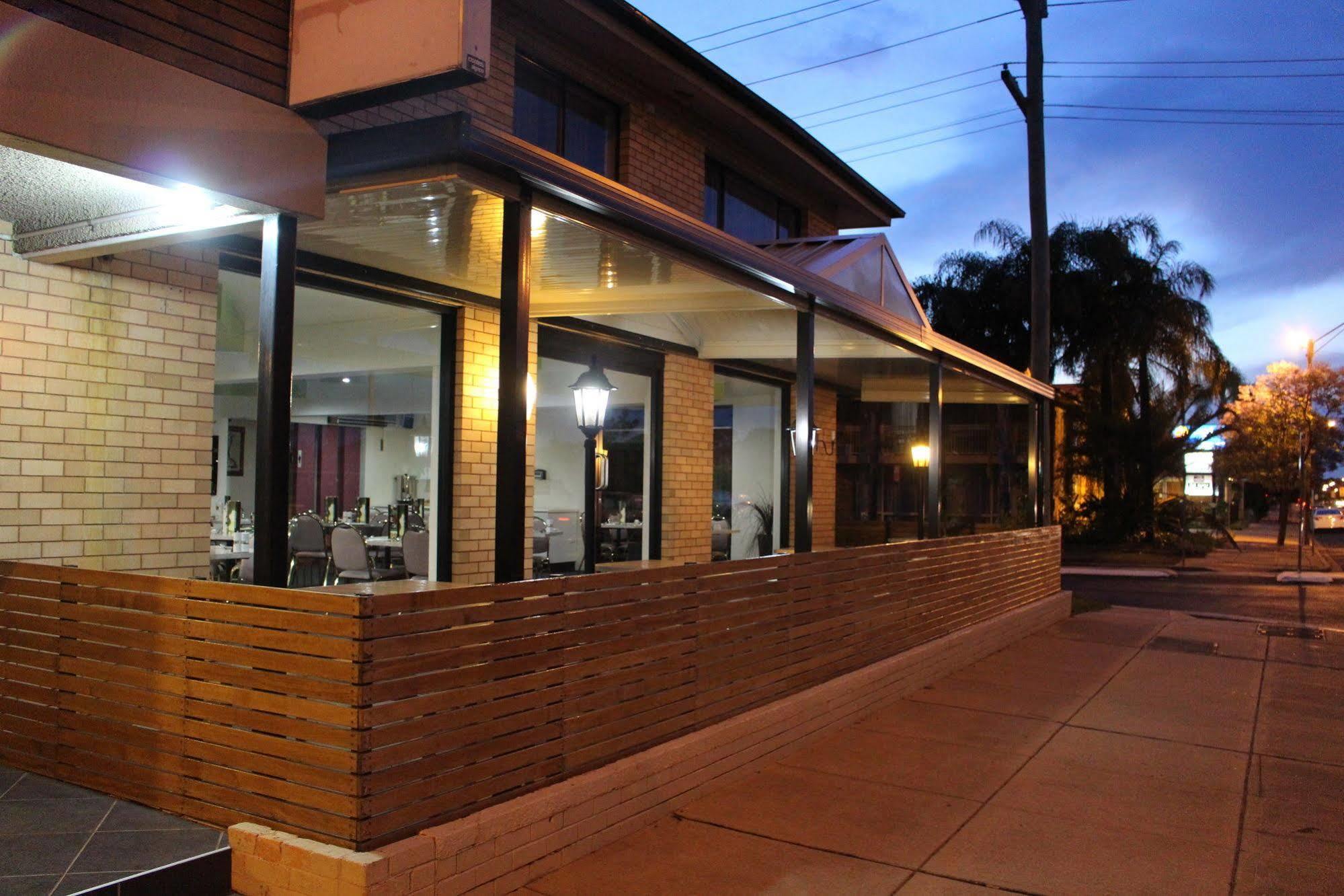 Golden West Motor Inn Dubbo Exterior foto